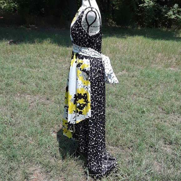 New York &Company Lightweight Poly Hi-Lo Sundress - Picture 5 of 8